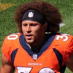 Phillip Lindsay’s Girlfriend: Who is Phillip Lindsay Dating?