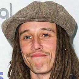 JP Cooper’s Girlfriend: Who is JP Cooper Dating?