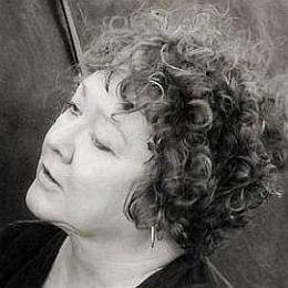 SE Hinton’s Boyfriend: Who is SE Hinton Dating?