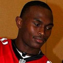 Julio Jones’s Girlfriend: Who is Julio Jones Dating?