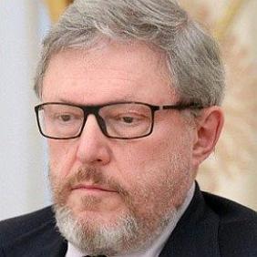 Grigory Yavlinsky’s Girlfriend: Who is Grigory Yavlinsky Dating?