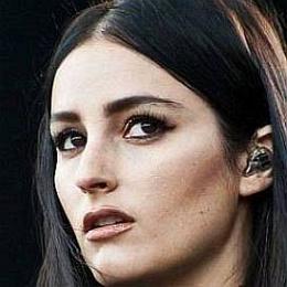 Banks’s Boyfriend: Who is Banks Dating?