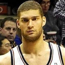 Brook Lopez’s Girlfriend: Who is Brook Lopez Dating?