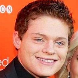 Sean Berdy, Vanessa Marano's Boyfriend