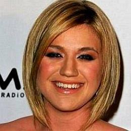 Kelly Clarkson, Brandon Blackstock's Wife