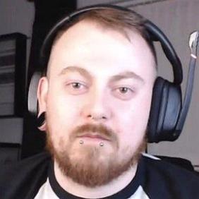 Who is Count Dankula Dating – Count Dankula's Wife & Exes