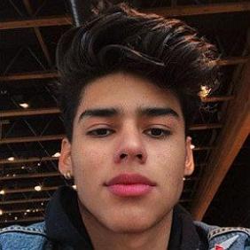 Who is Andrew Davila Dating – Andrew Davila's Girlfriend & Exes