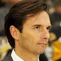 Dallas Eakins, Ingrid Kavelaars's Husband