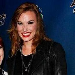 Lzzy Hale, Joe Hottinger's Girlfriend