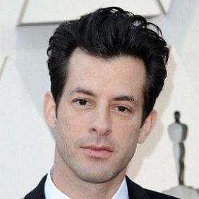 Mark Ronson, Samantha Urbani's Boyfriend